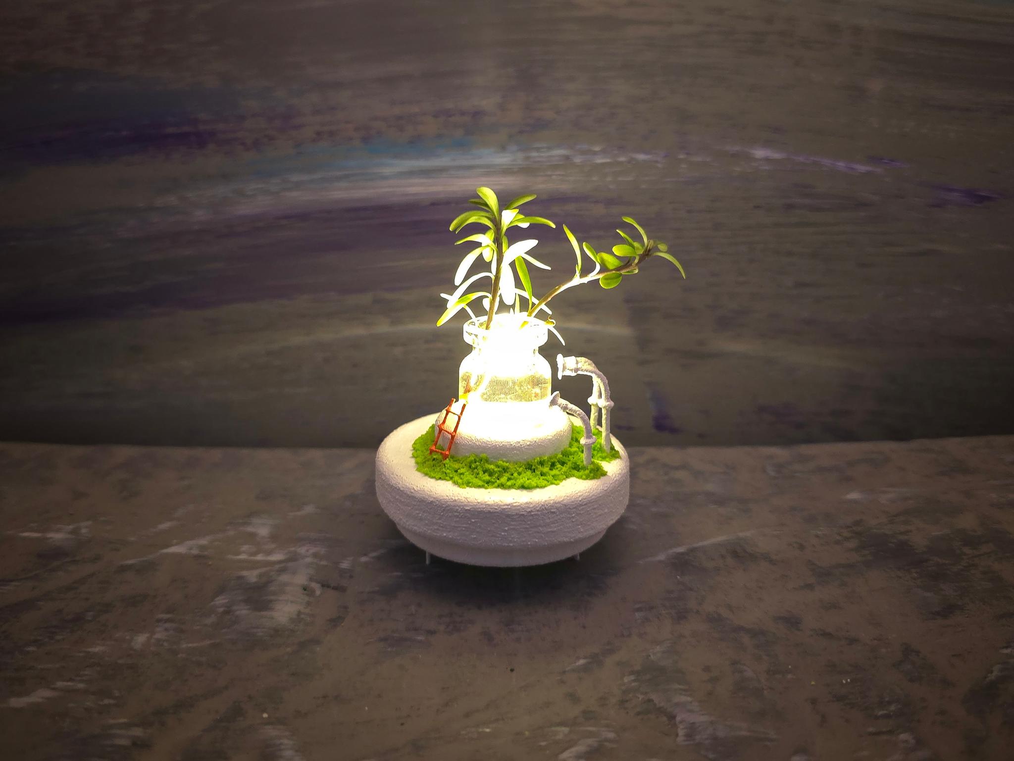 生命を創る小さな装置 『 Plant 4 』